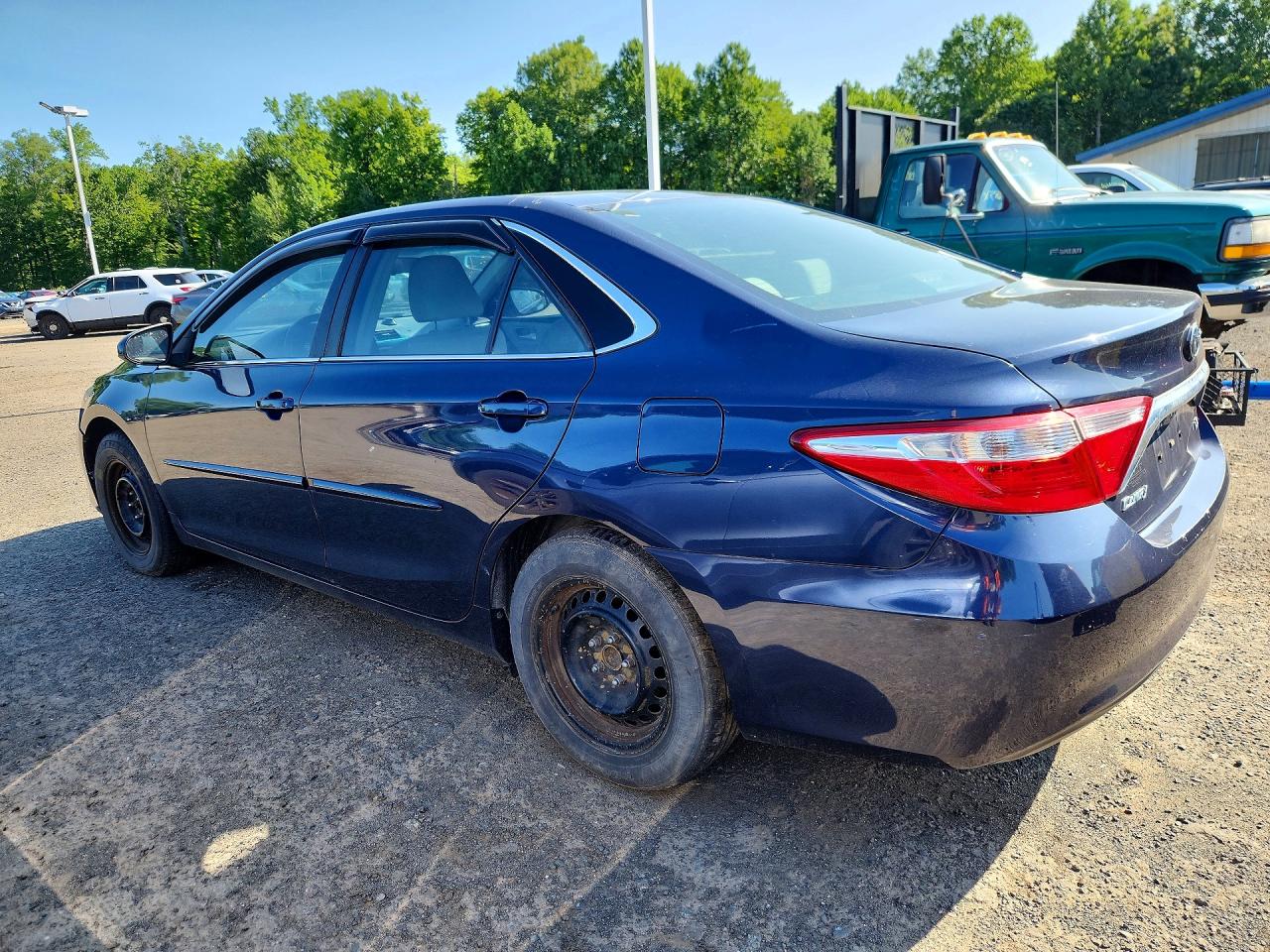 2017 TOYOTA CAMRY LE — снимка 2