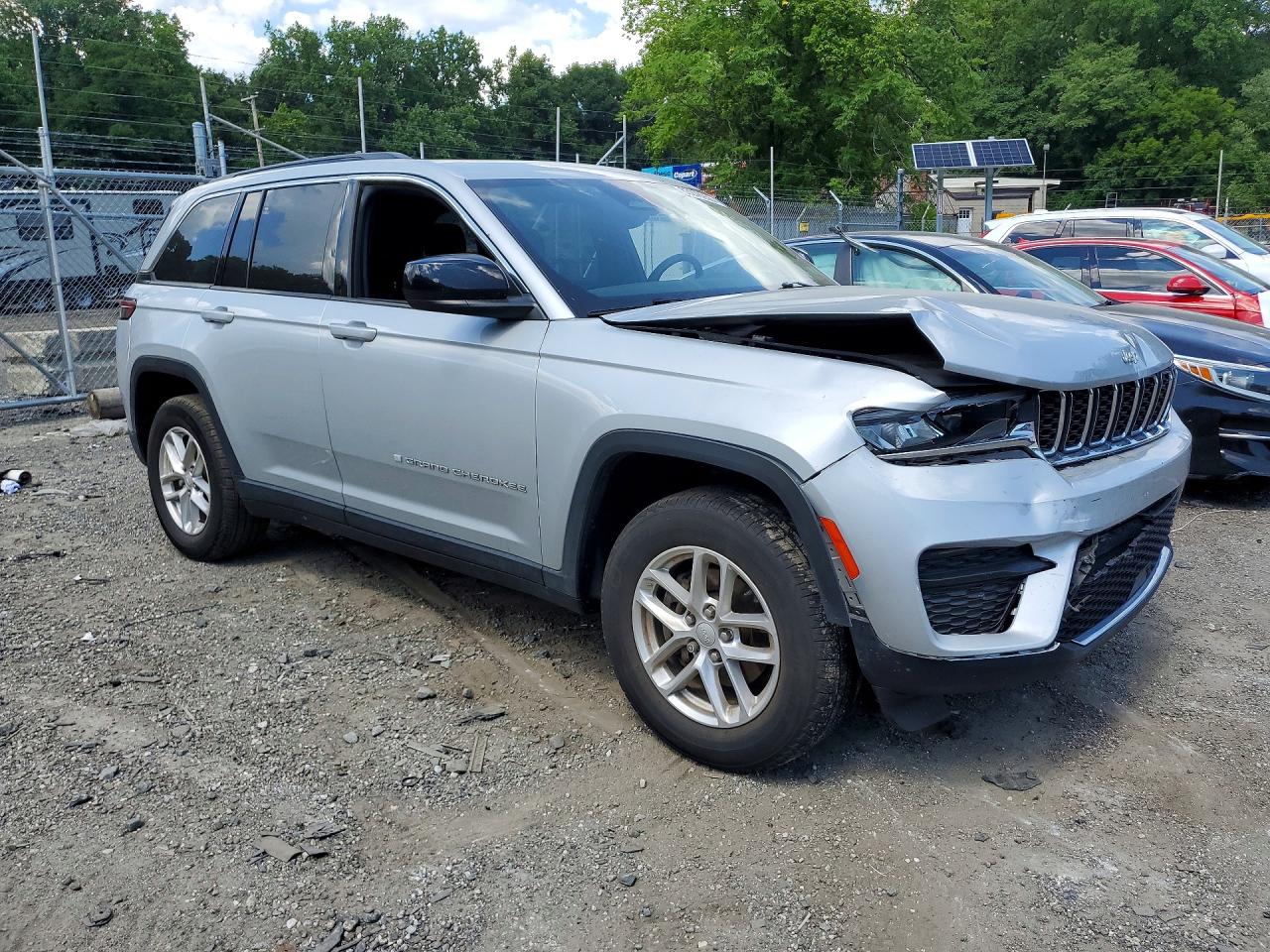 2024 JEEP GRAND CHEROKEE LAREDO — снимка 4