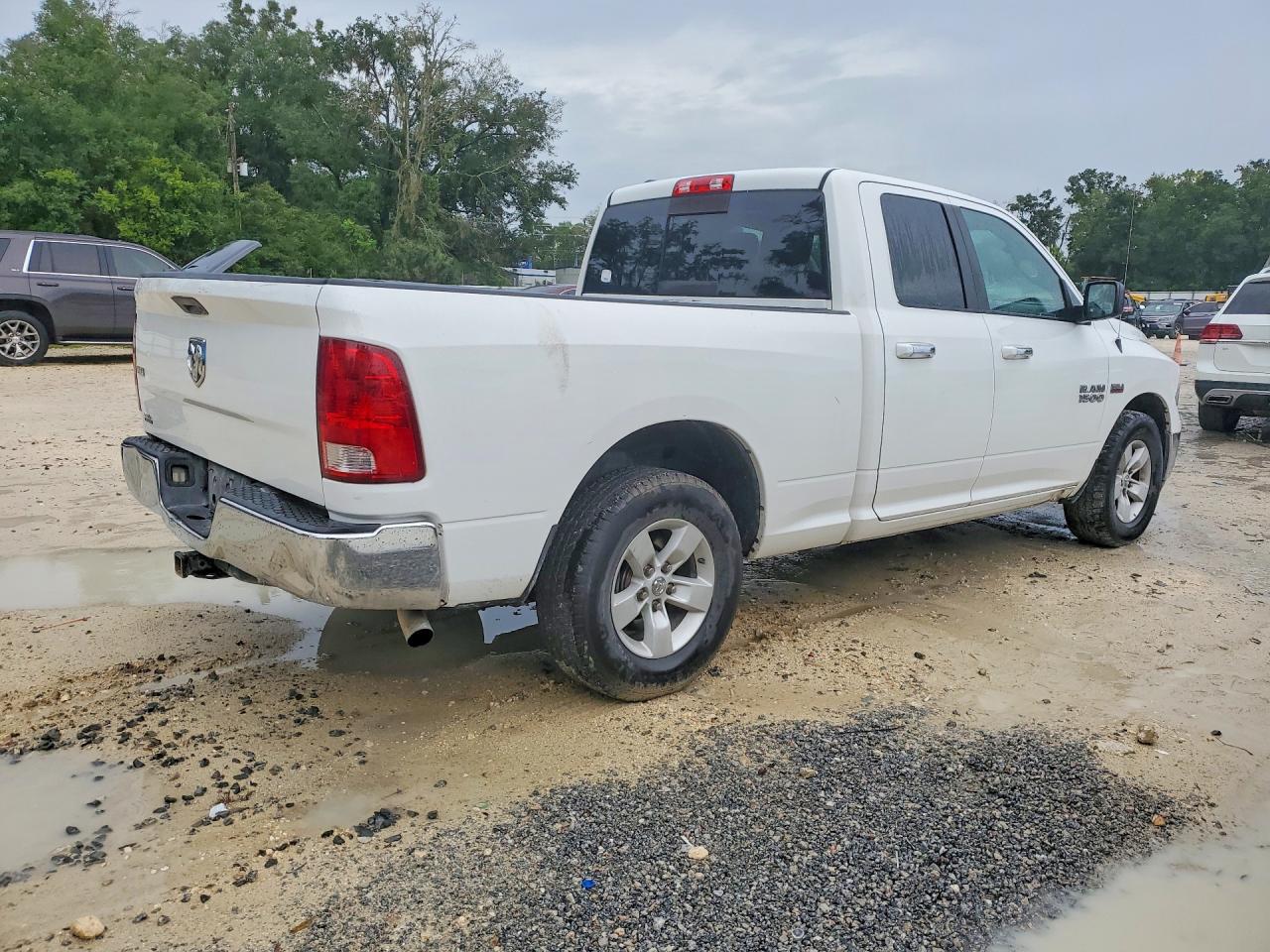 2016 RAM 1500 SLT — снимка 3