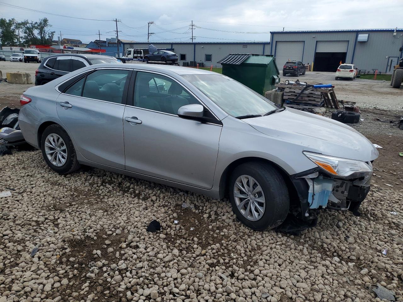 2017 TOYOTA CAMRY LE — снимка 4