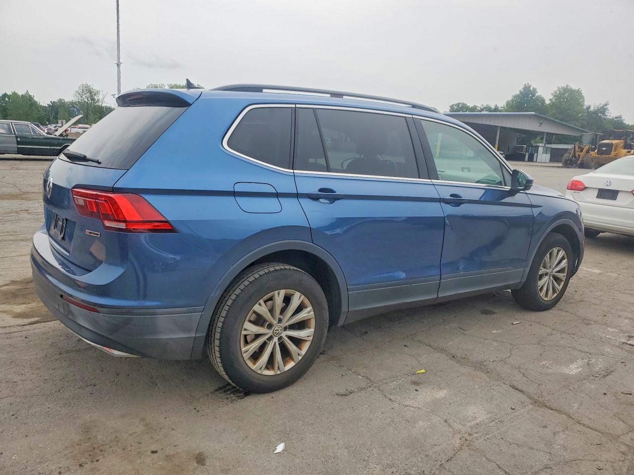 2019 VOLKSWAGEN TIGUAN SE — снимка 3
