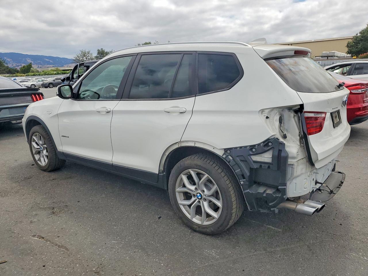 2014 BMW X3 XDRIVE35I — снимка 2