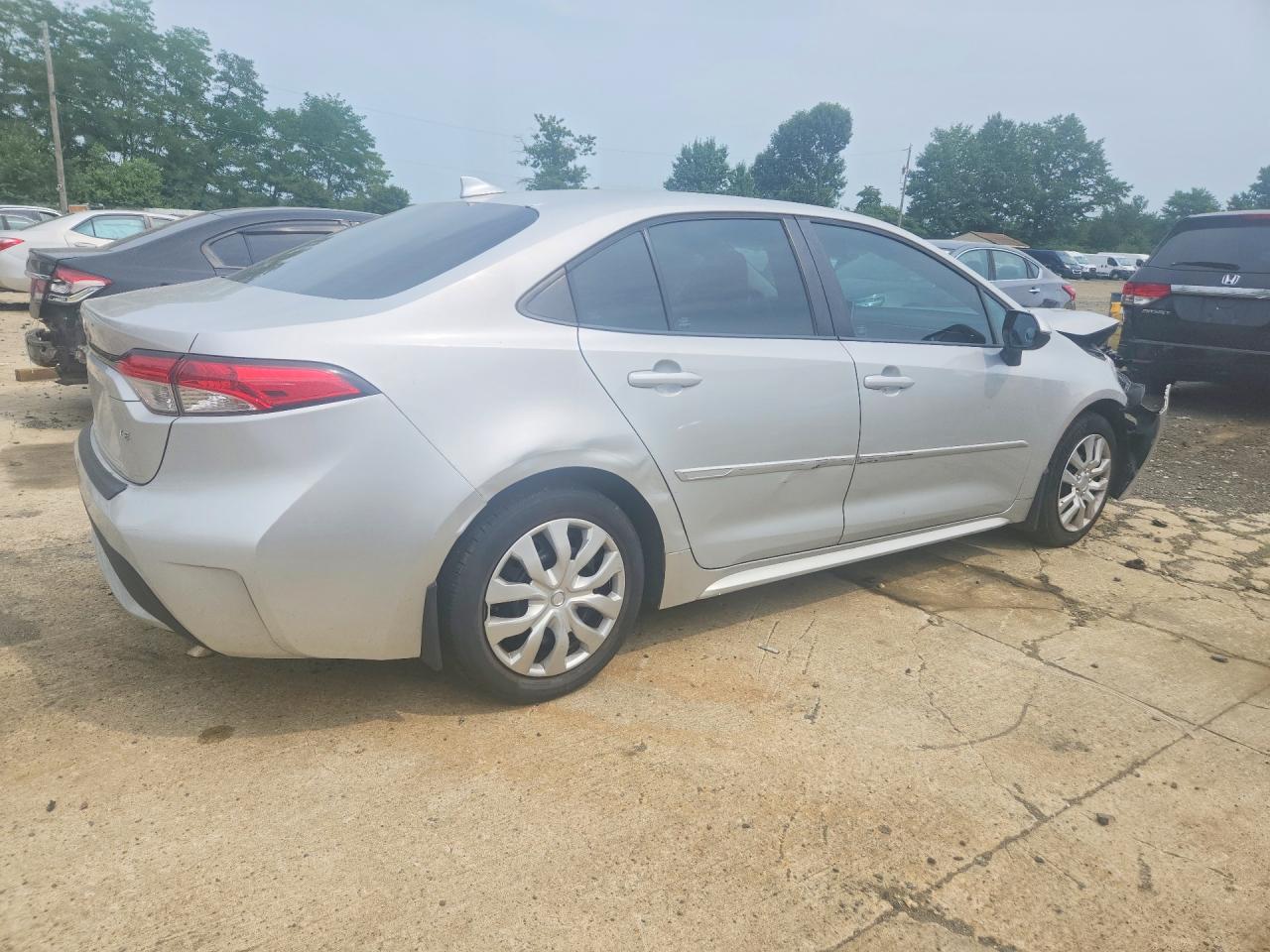 2021 TOYOTA COROLLA LE — снимка 3