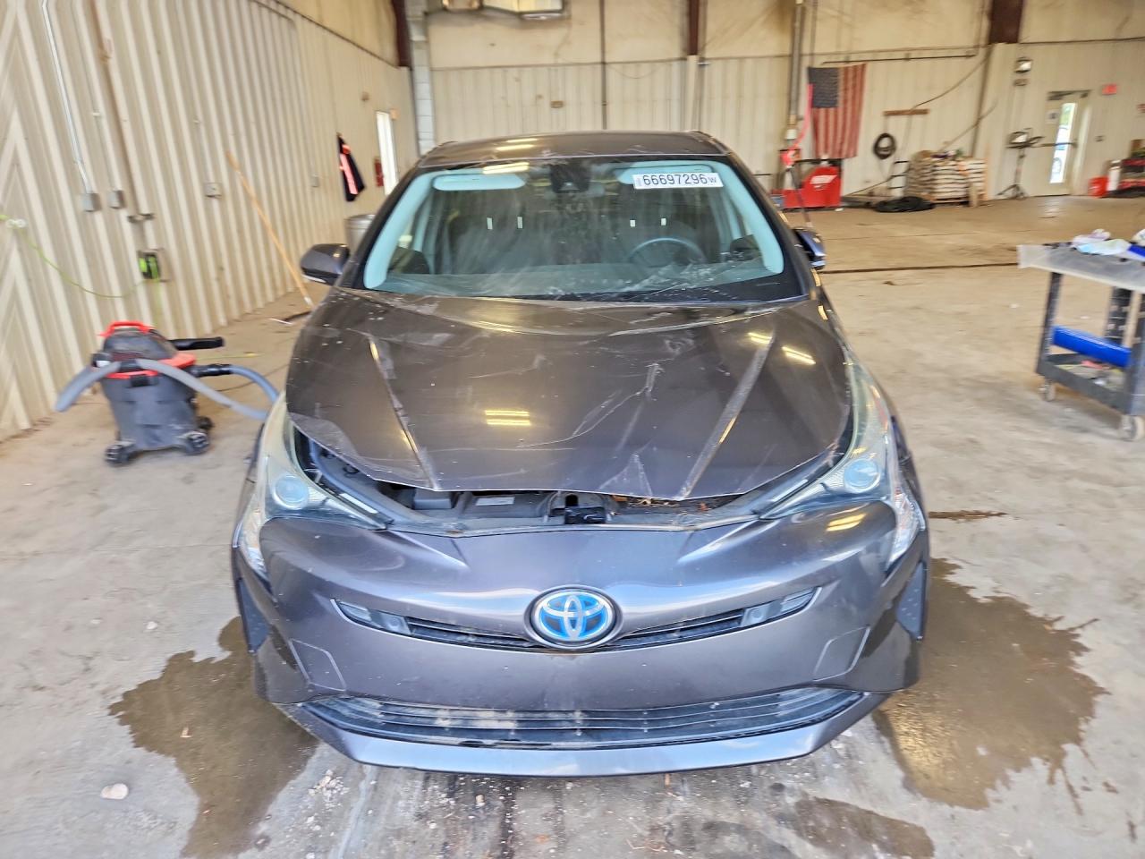 2018 TOYOTA PRIUS TWO — снимка 5
