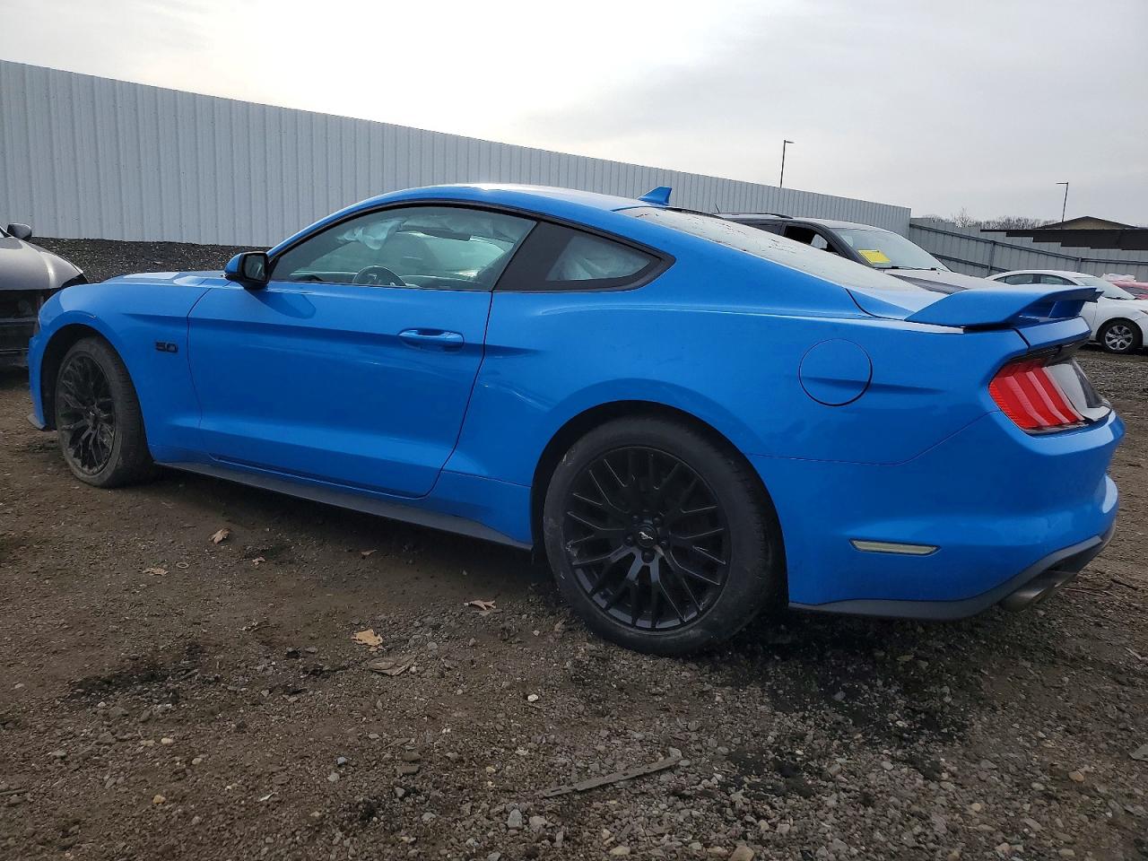 2022 FORD MUSTANG GT — снимка 2