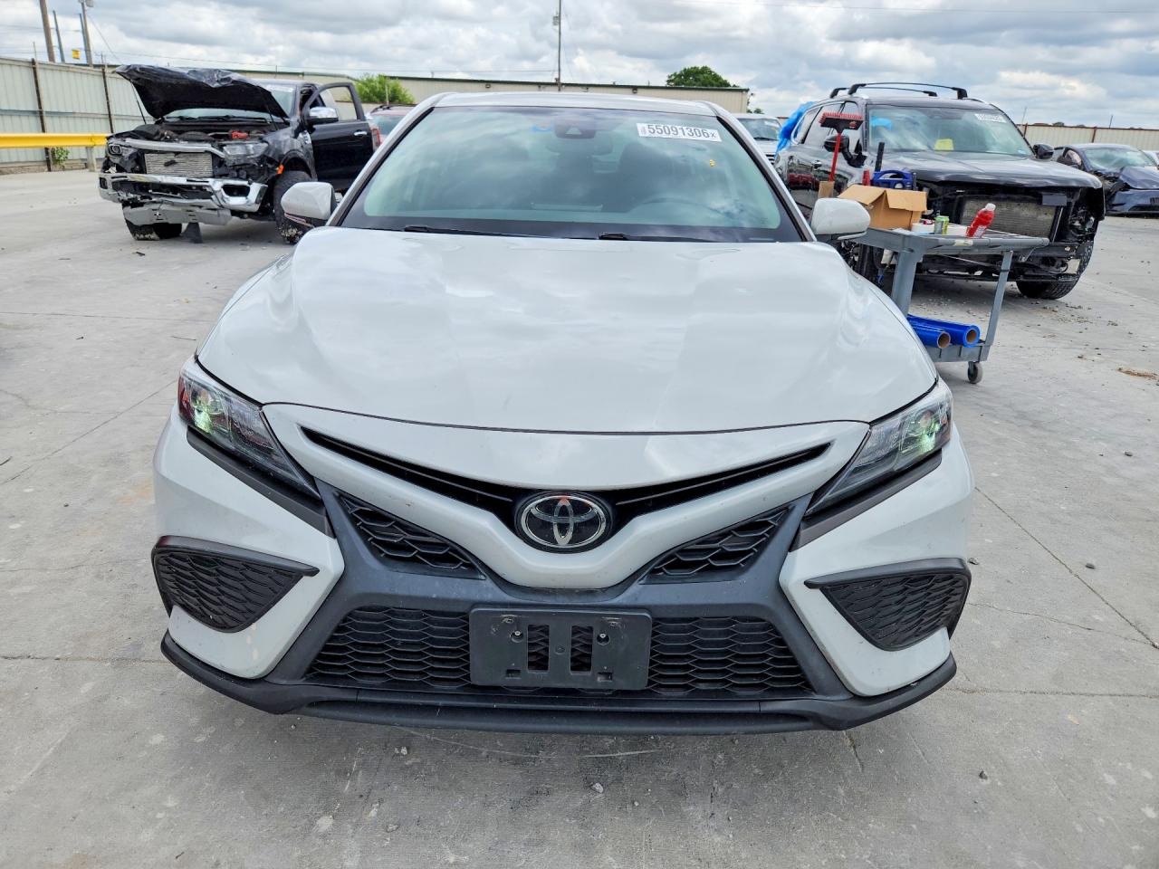 2024 TOYOTA CAMRY SE — снимка 5