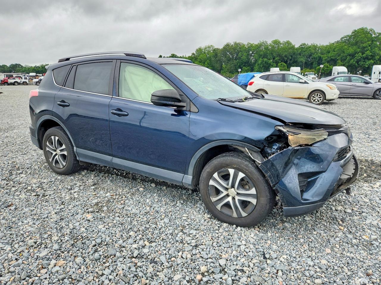 2017 TOYOTA RAV4 LE — снимка 4