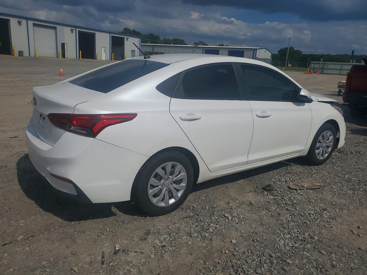 2021 HYUNDAI ACCENT SE — снимка 3