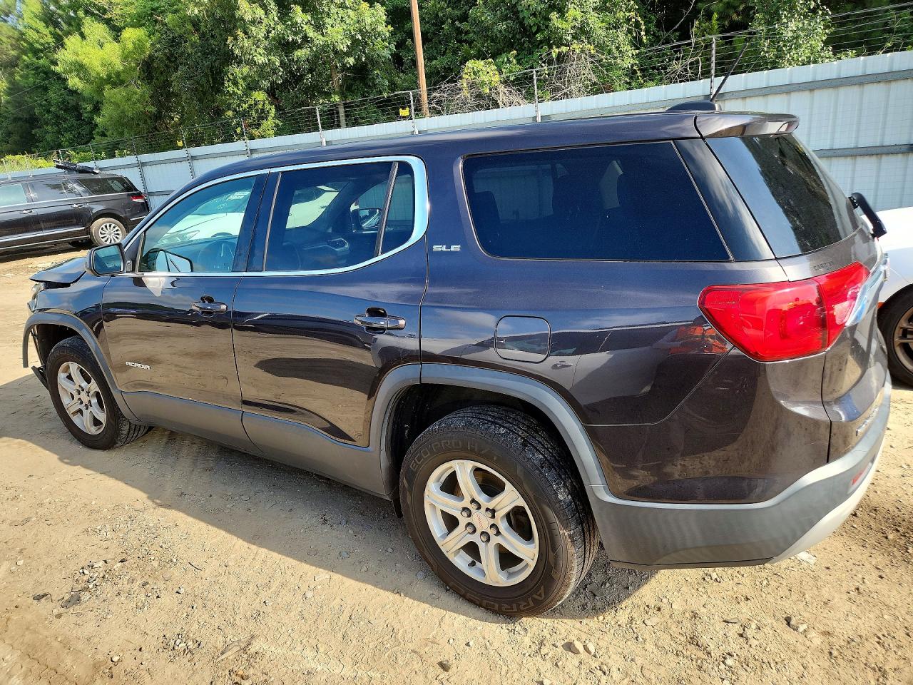 2017 GMC ACADIA SLE — снимка 2