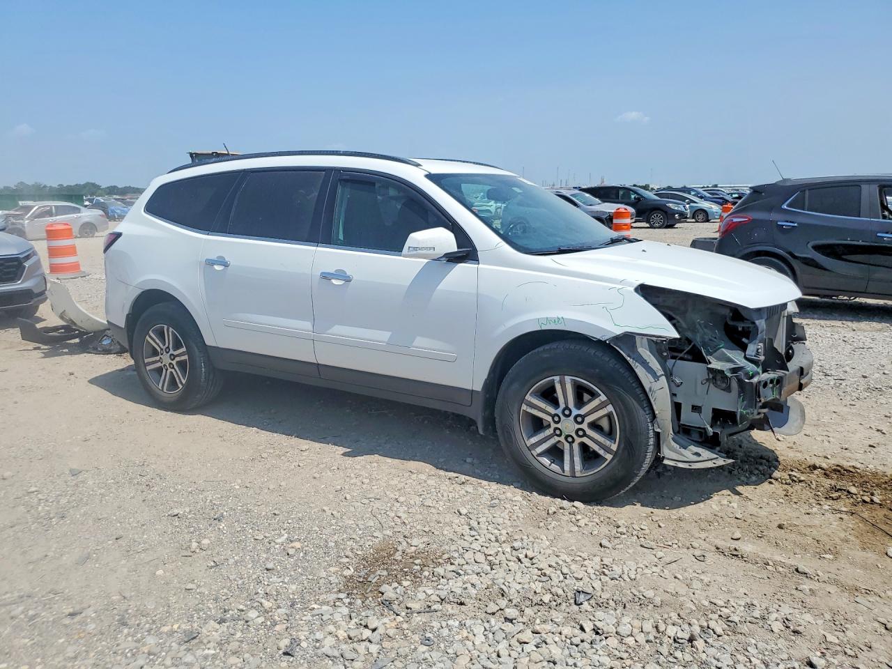 2017 CHEVROLET TRAVERSE LT — снимка 4