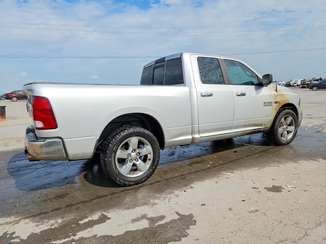 2015 RAM 1500 SLT — снимка 3