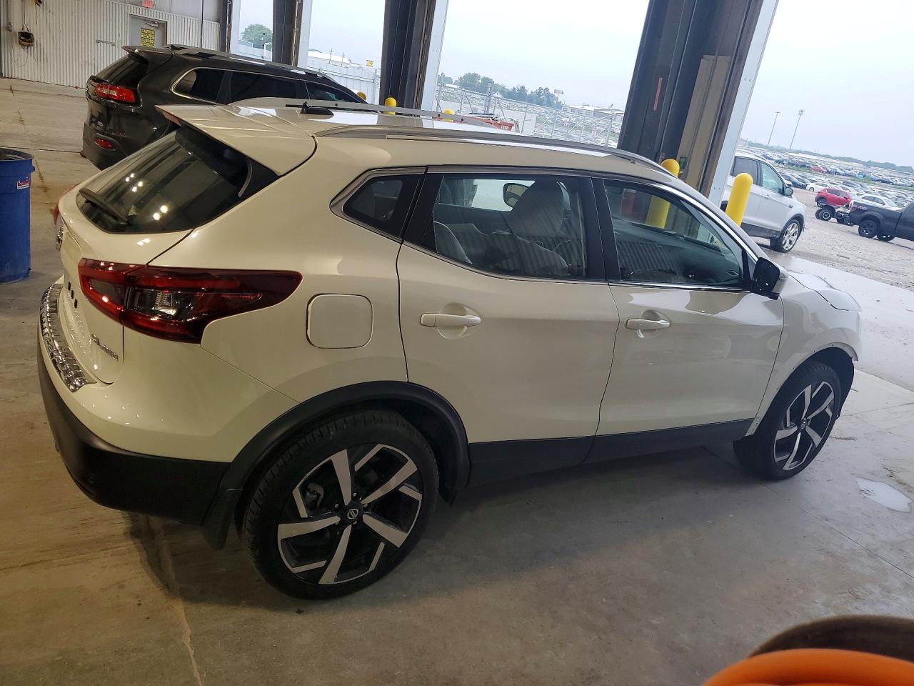 2022 NISSAN ROGUE SPORT SL — снимка 3