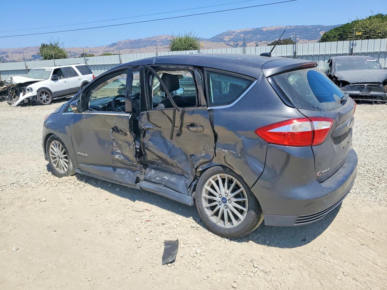 2015 FORD C-MAX SEL — снимка 2