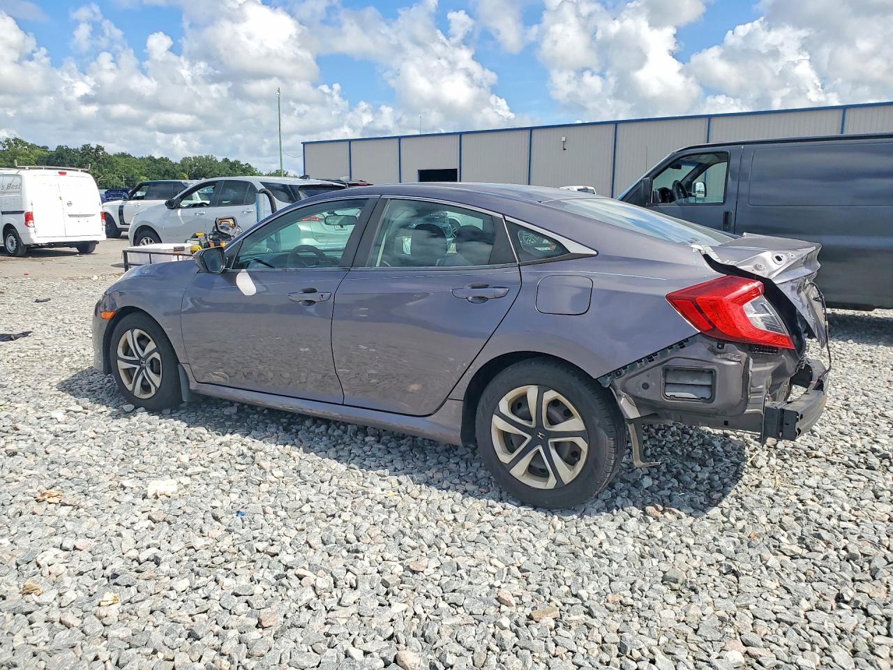 2017 HONDA CIVIC LX — снимка 2
