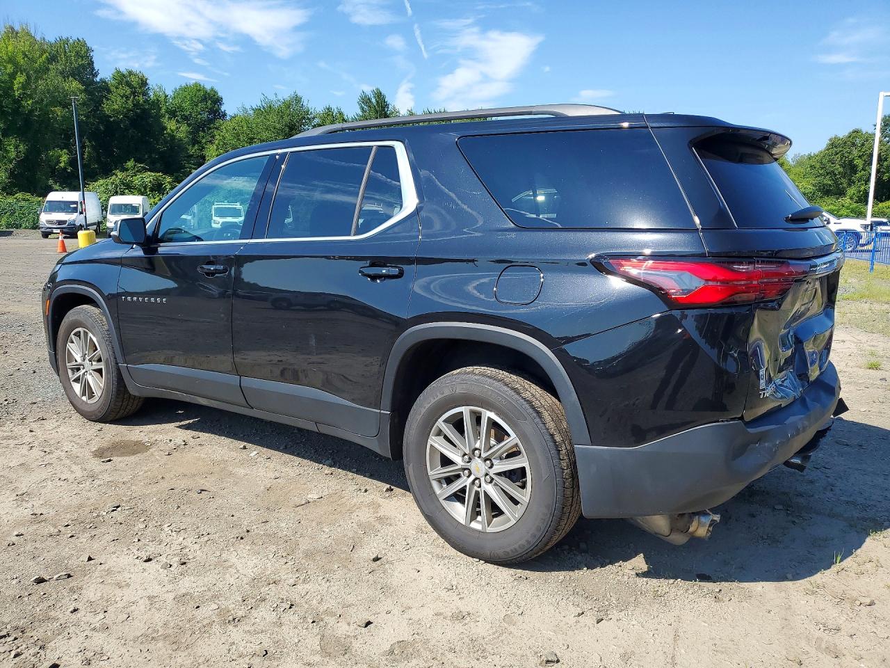 2023 CHEVROLET TRAVERSE LT — снимка 2