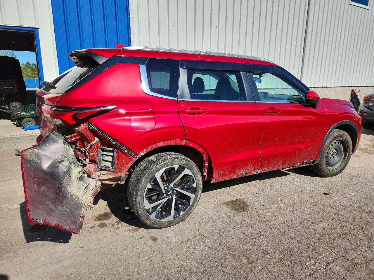 2023 MITSUBISHI OUTLANDER SE — снимка 3