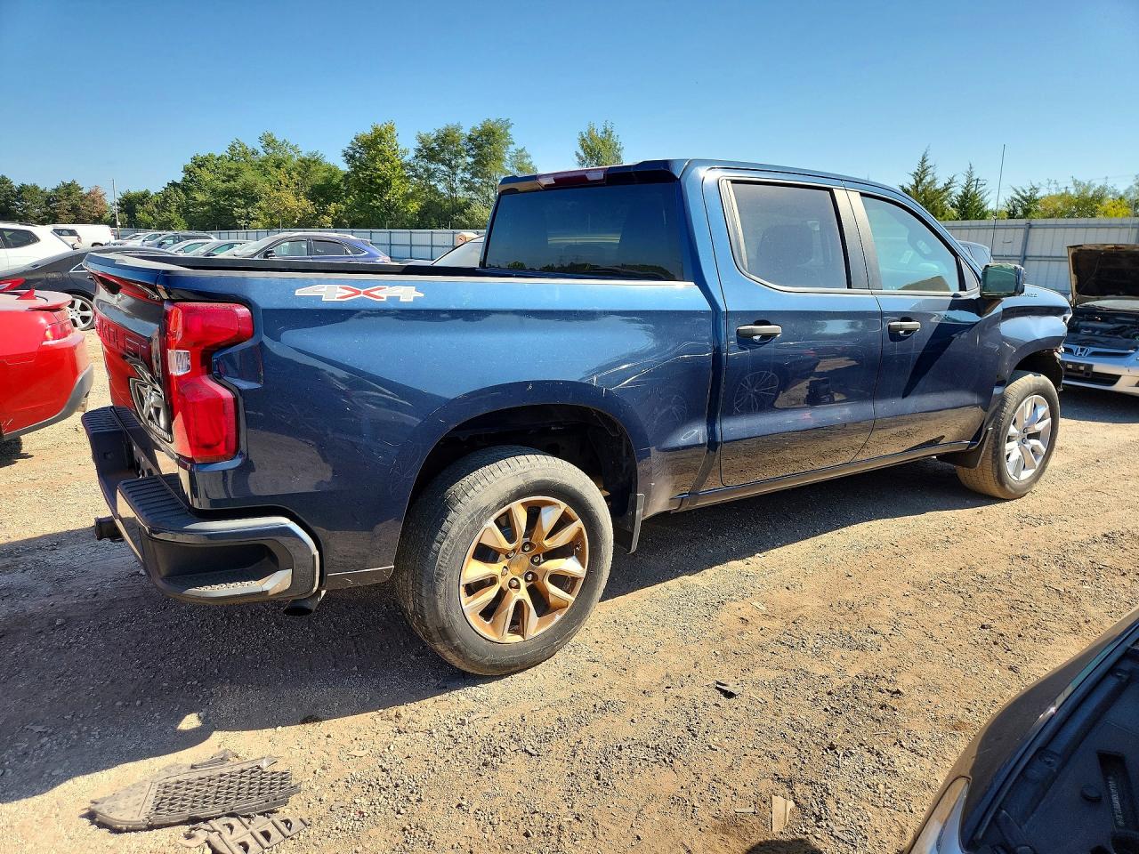 2021 CHEVROLET SILVERADO K1500 CUSTOM — снимка 3