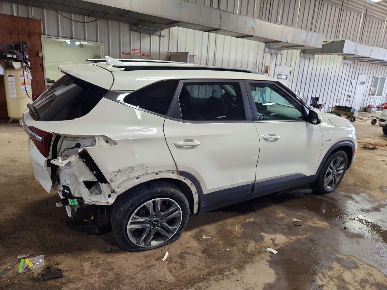 2023 KIA SELTOS S — снимка 3
