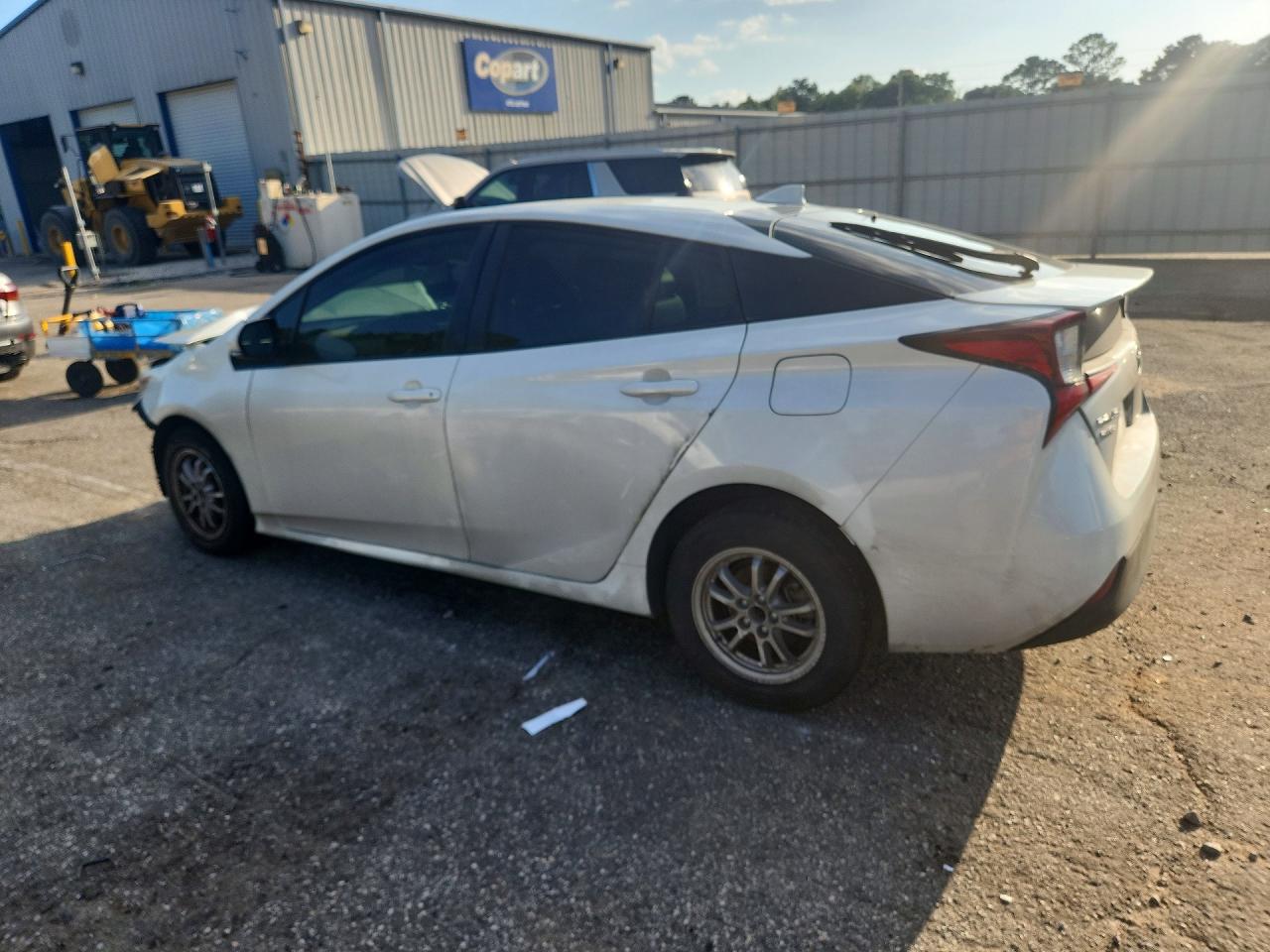 2019 TOYOTA PRIUS XLE AWD-E — снимка 2