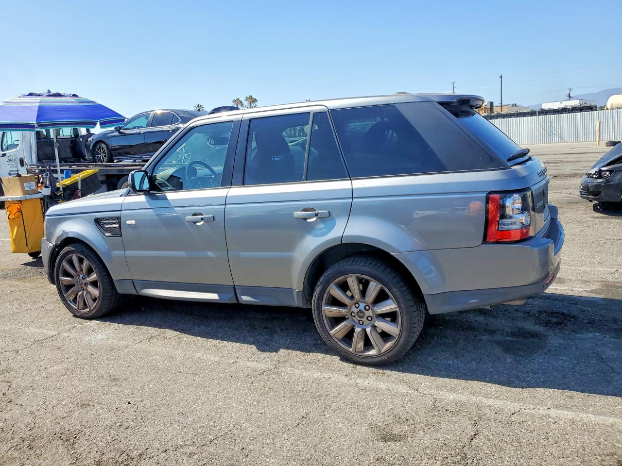 2013 LAND ROVER RANGE ROVER SPORT HSE LUXURY — снимка 2