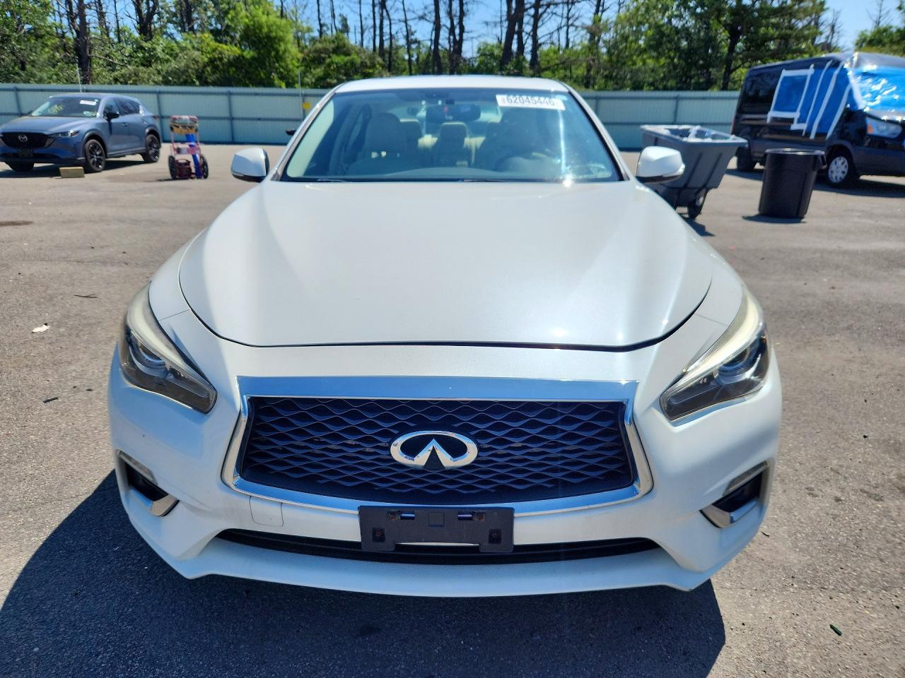 2018 INFINITI Q50 3.0T LUXE — снимка 5