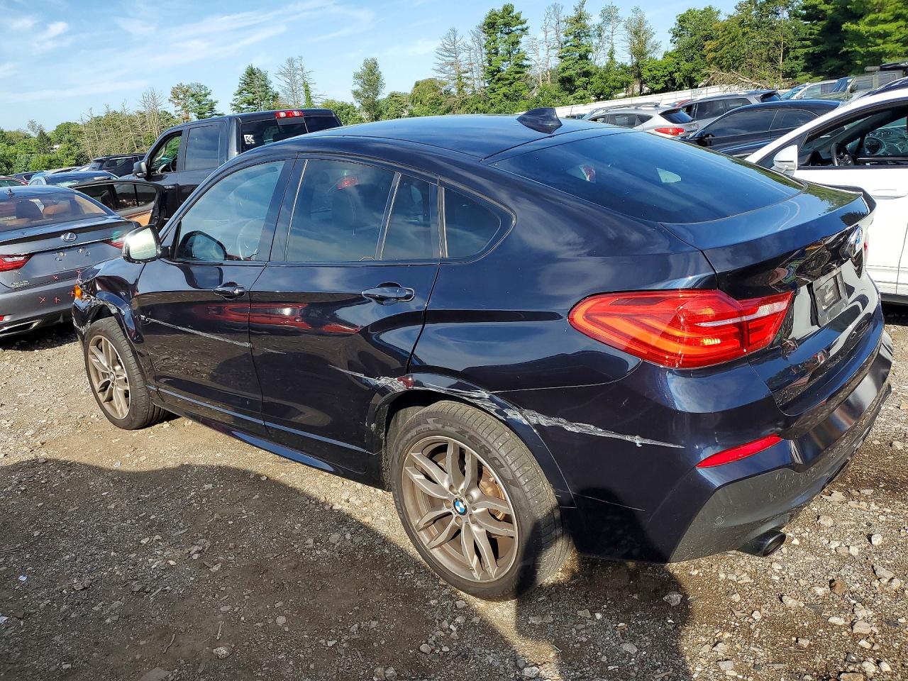 2017 BMW X4 XDRIVEM40I — снимка 2
