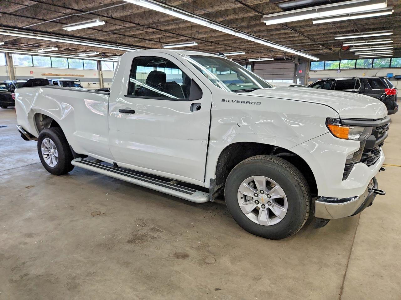 2025 CHEVROLET SILVERADO C1500 — снимка 4