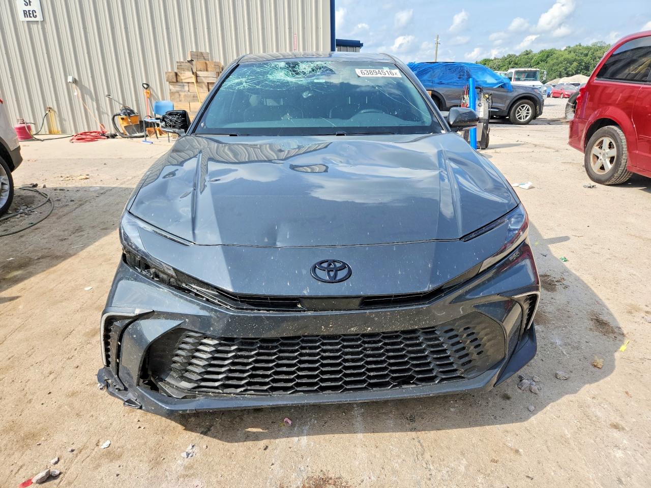 2026 TOYOTA CAMRY SE — снимка 5