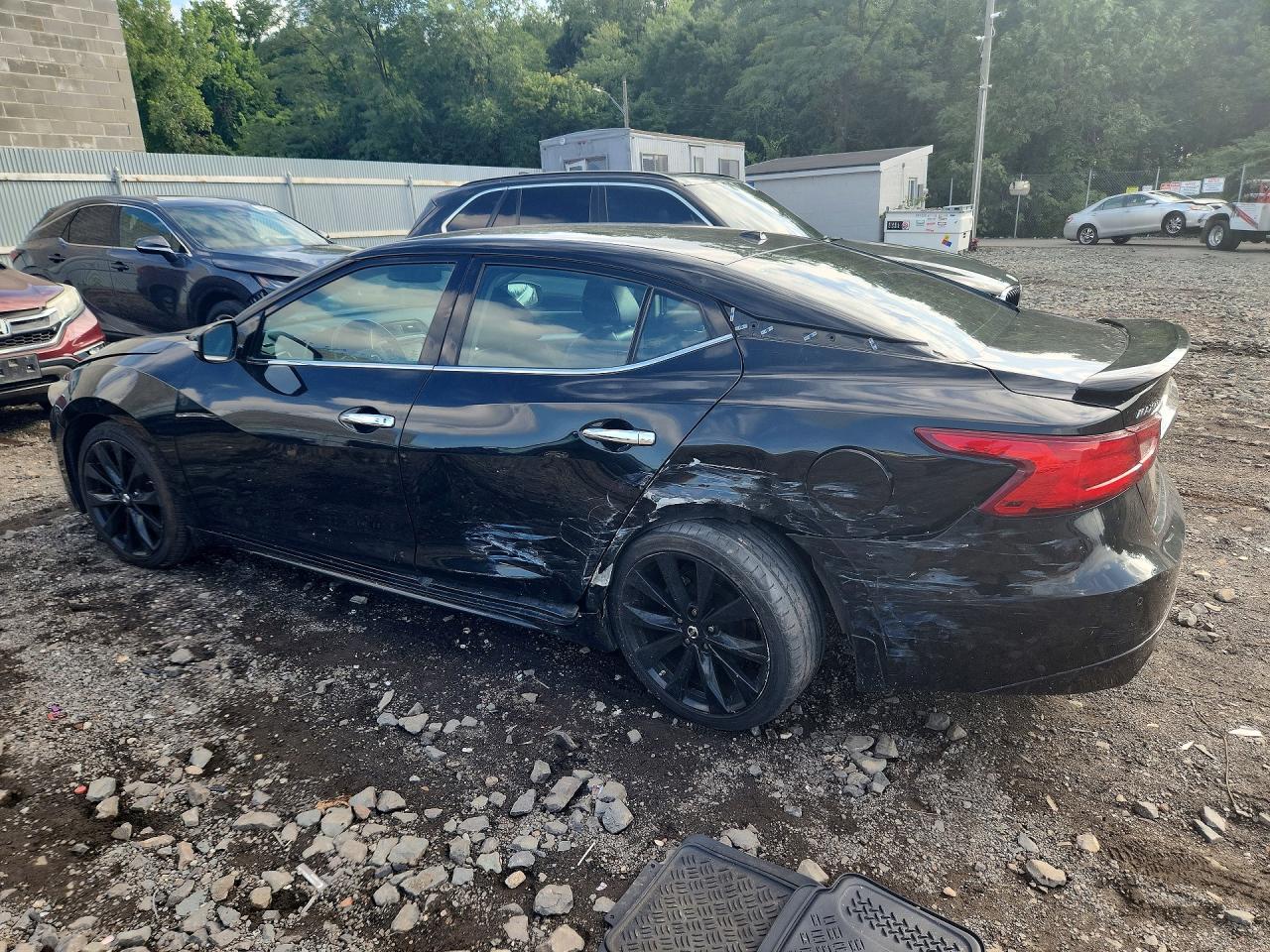 2017 NISSAN MAXIMA 3.5 SR — снимка 2