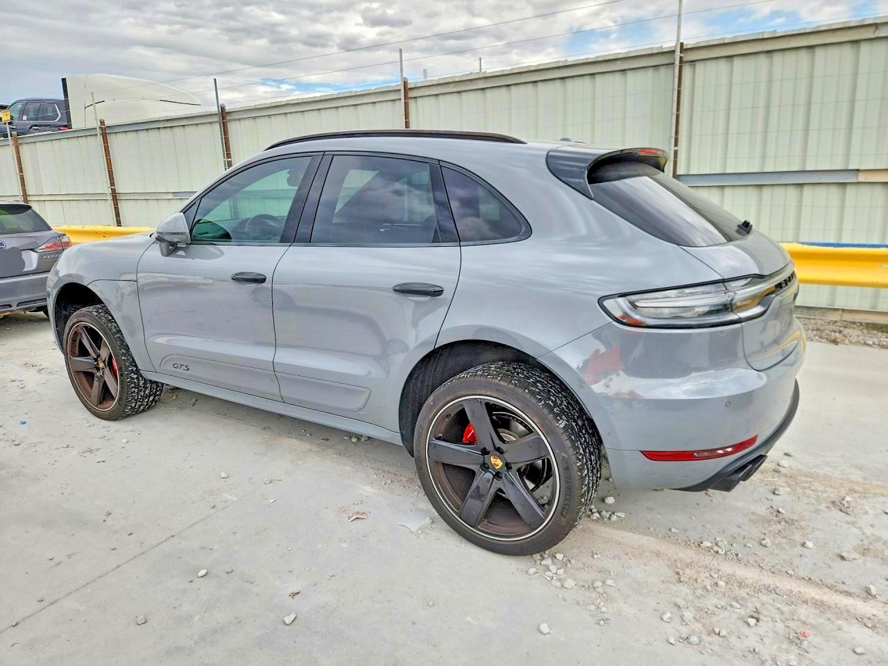 2020 PORSCHE MACAN GTS — снимка 2