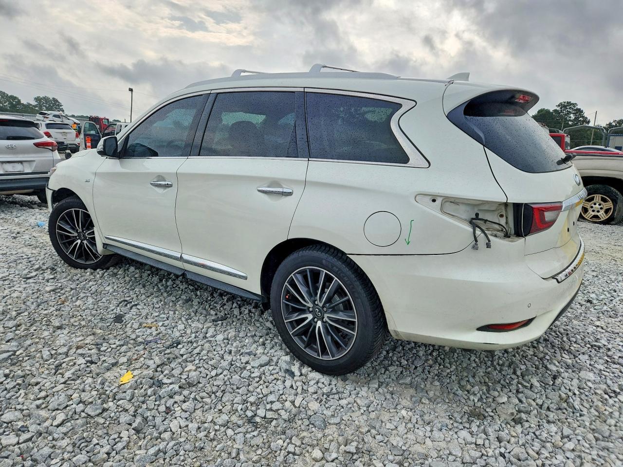 2019 INFINITI QX60 LUXE — снимка 2