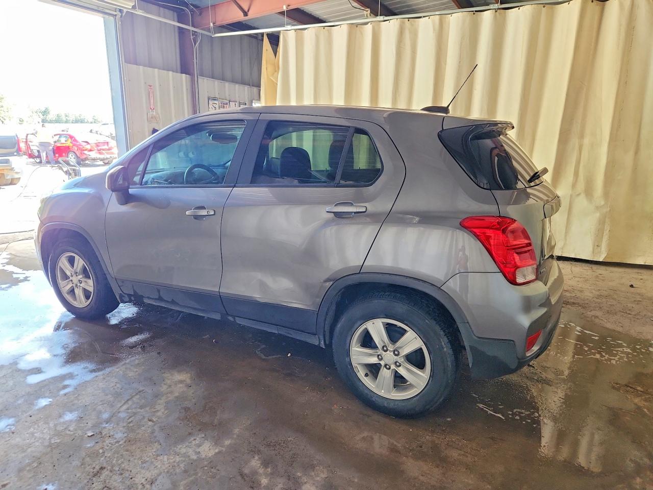 2020 CHEVROLET TRAX LS — снимка 2