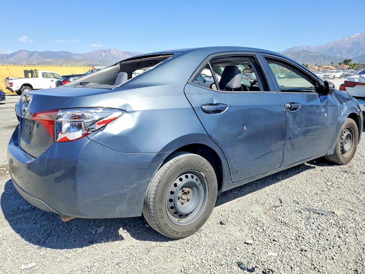 2017 TOYOTA COROLLA L — снимка 3