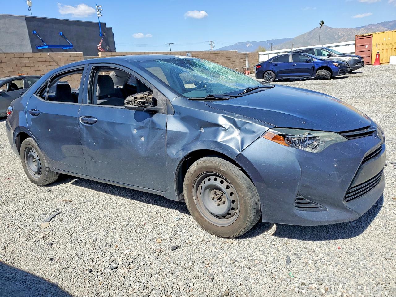2017 TOYOTA COROLLA L — снимка 4