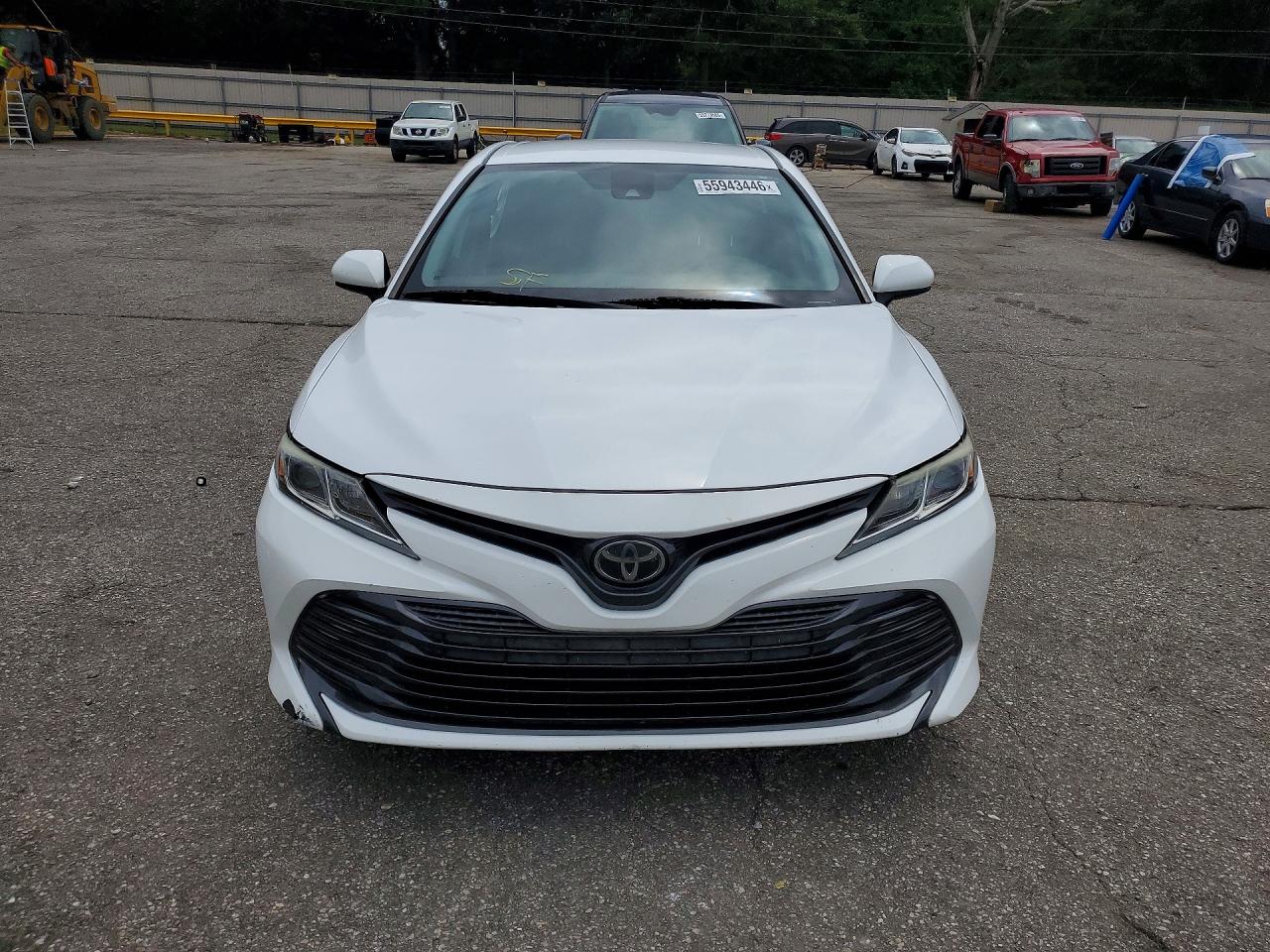 2019 TOYOTA CAMRY LE — снимка 5