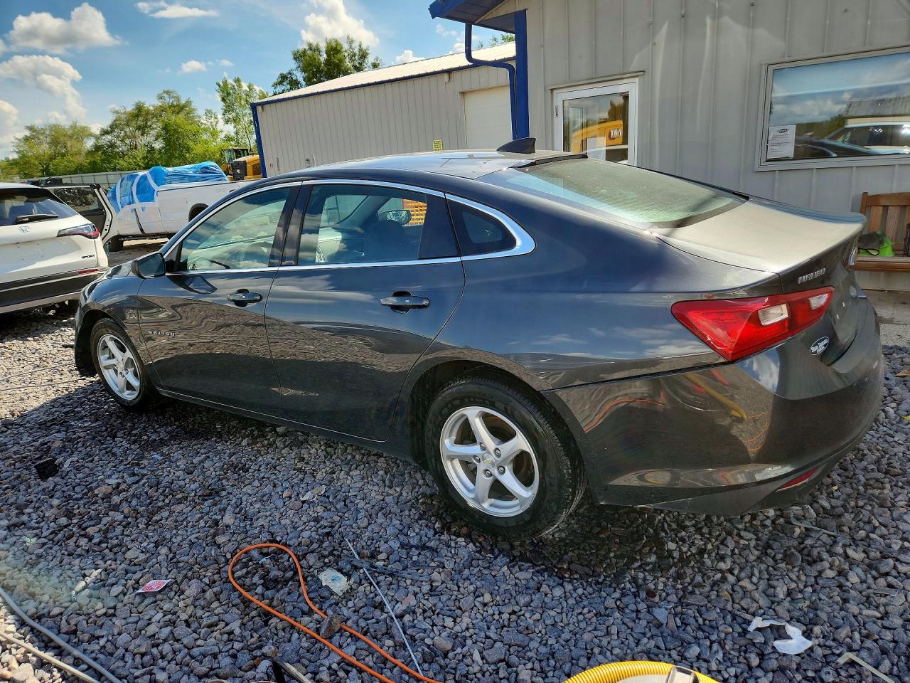 2018 CHEVROLET MALIBU LS — снимка 2