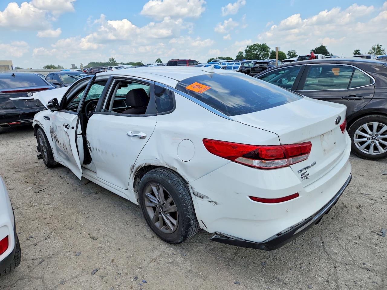 2020 KIA OPTIMA LX — снимка 2