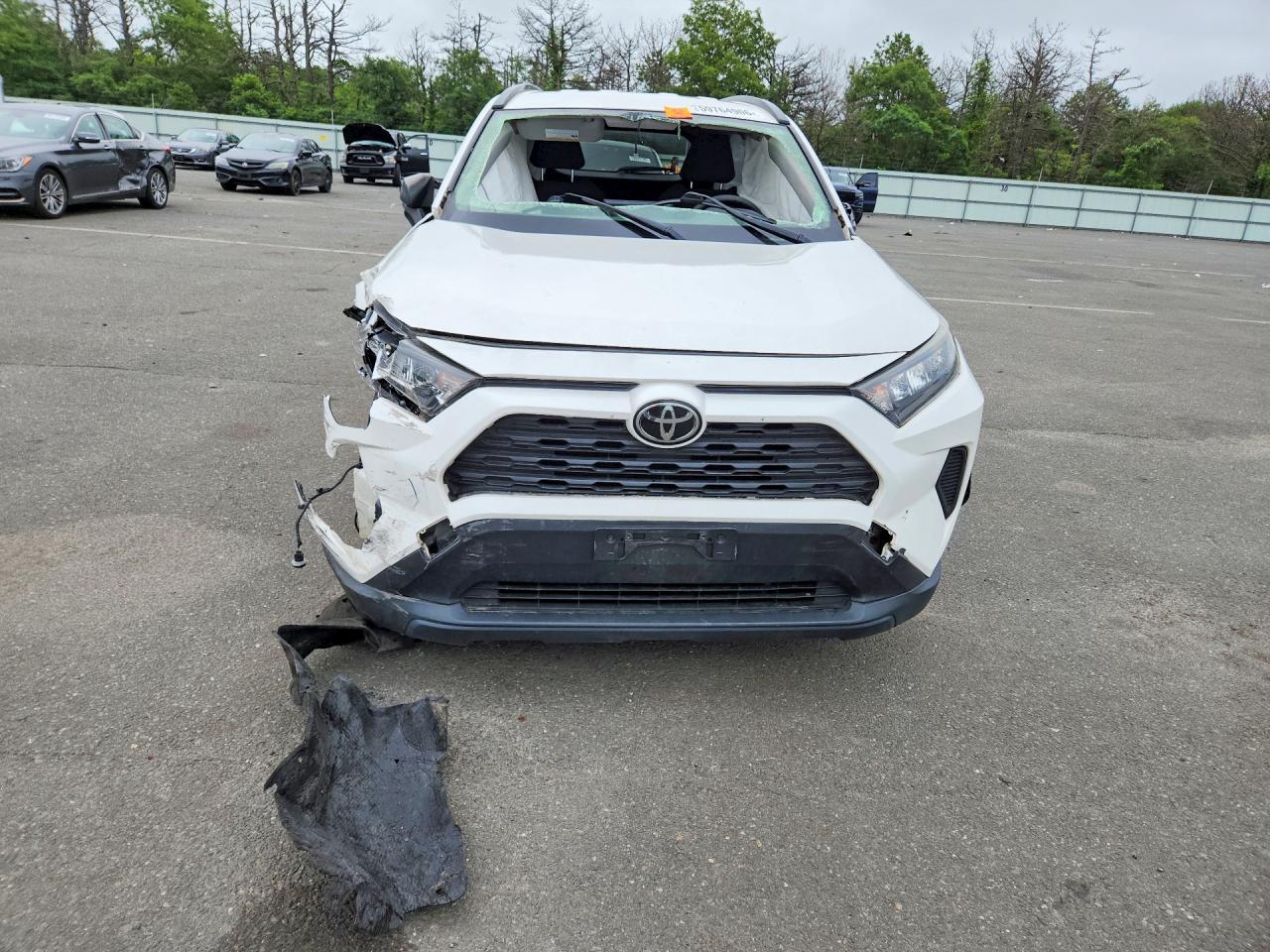 2019 TOYOTA RAV4 LE — снимка 5