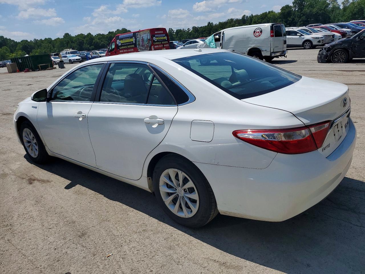 2015 TOYOTA CAMRY HYBRID LE — снимка 2