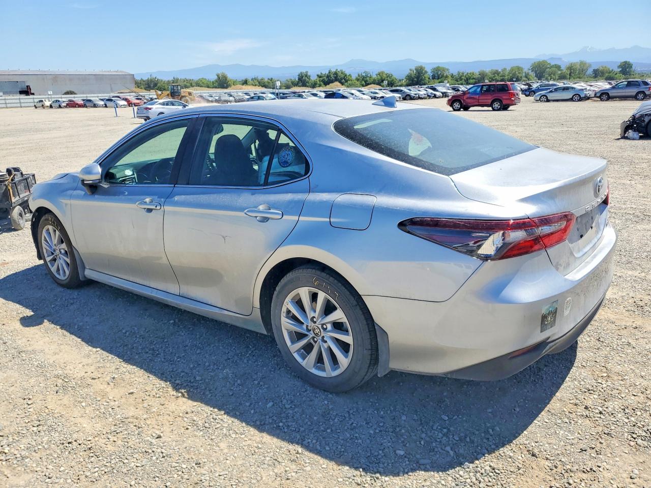 2024 TOYOTA CAMRY LE — снимка 2