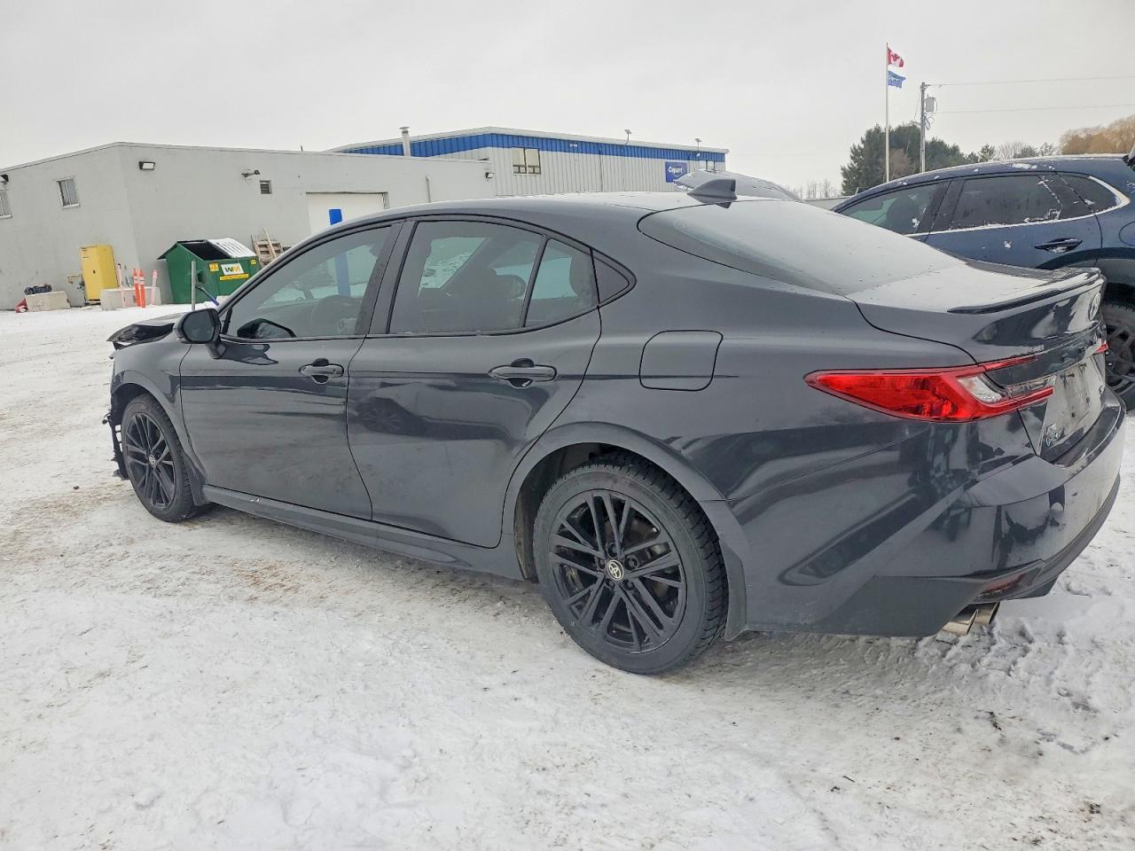 2025 TOYOTA CAMRY XSE — снимка 2