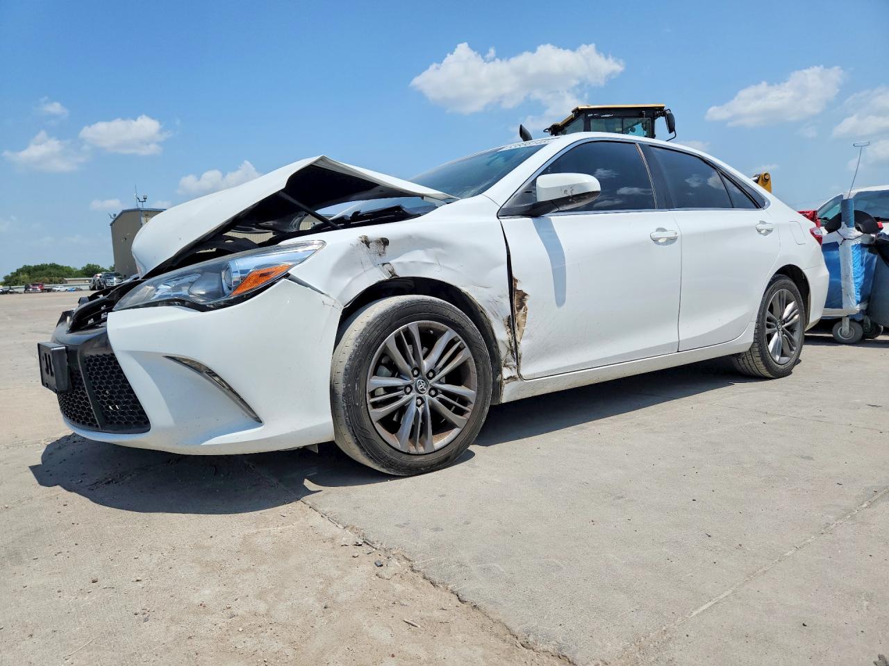 2017 TOYOTA CAMRY SE