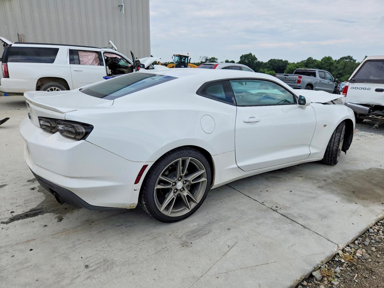 2019 CHEVROLET CAMARO LS — снимка 3