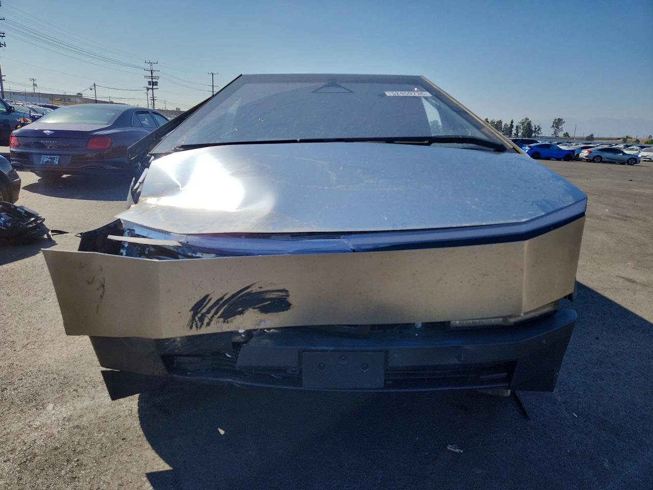 2025 TESLA CYBERTRUCK — снимка 5