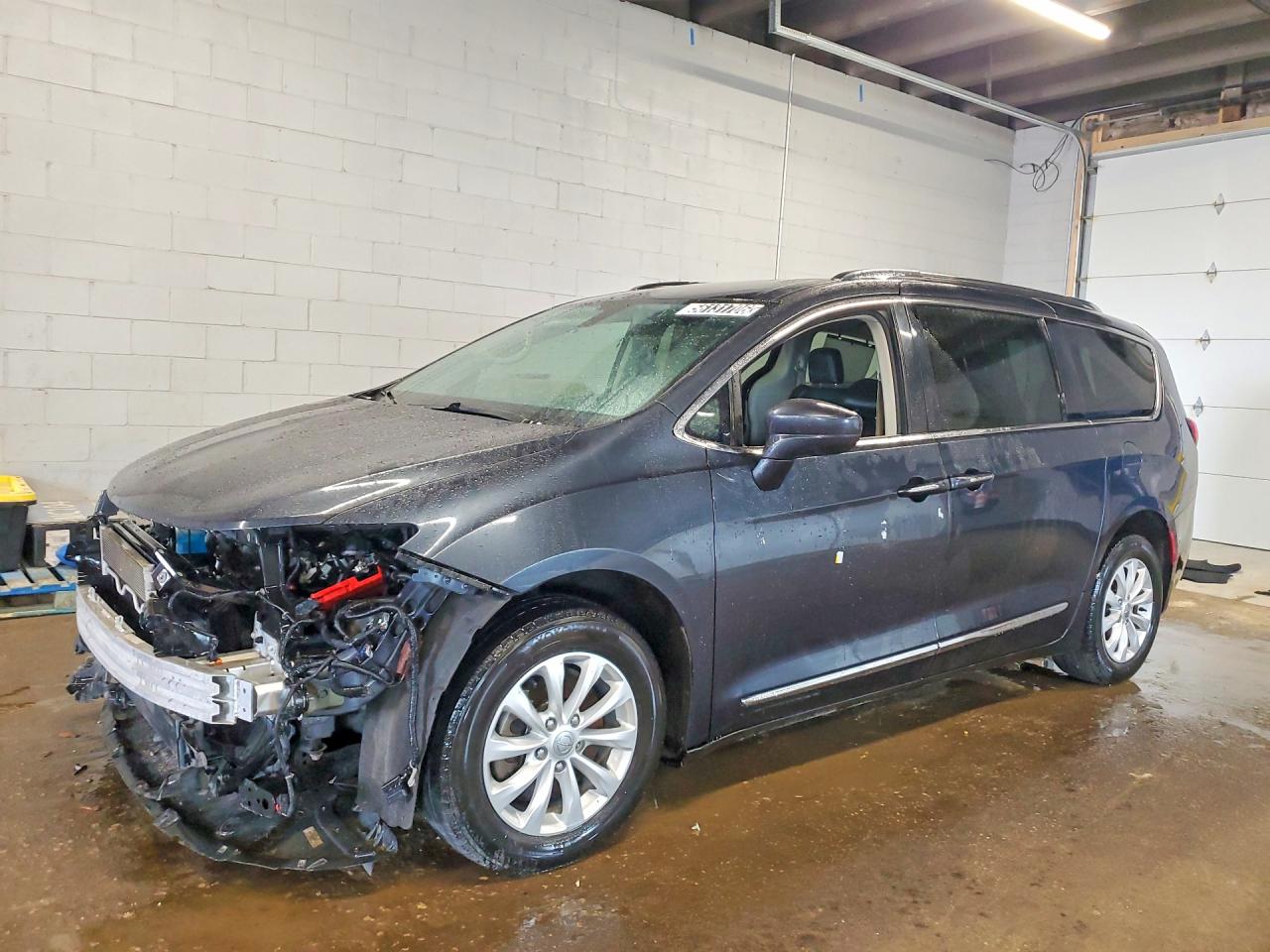 2020 CHRYSLER PACIFICA TOURING L