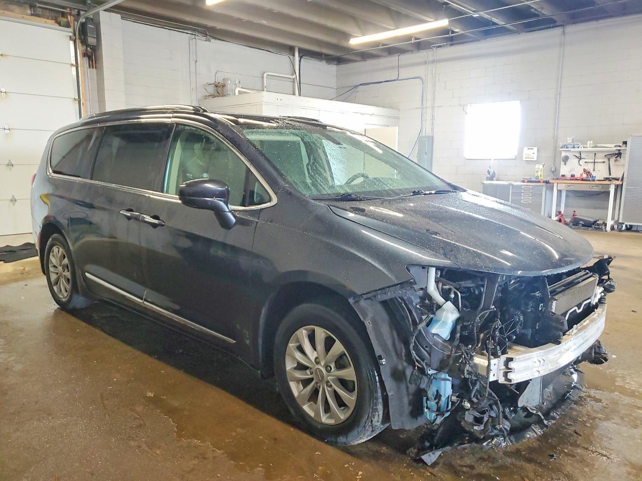 2020 CHRYSLER PACIFICA TOURING L — снимка 4