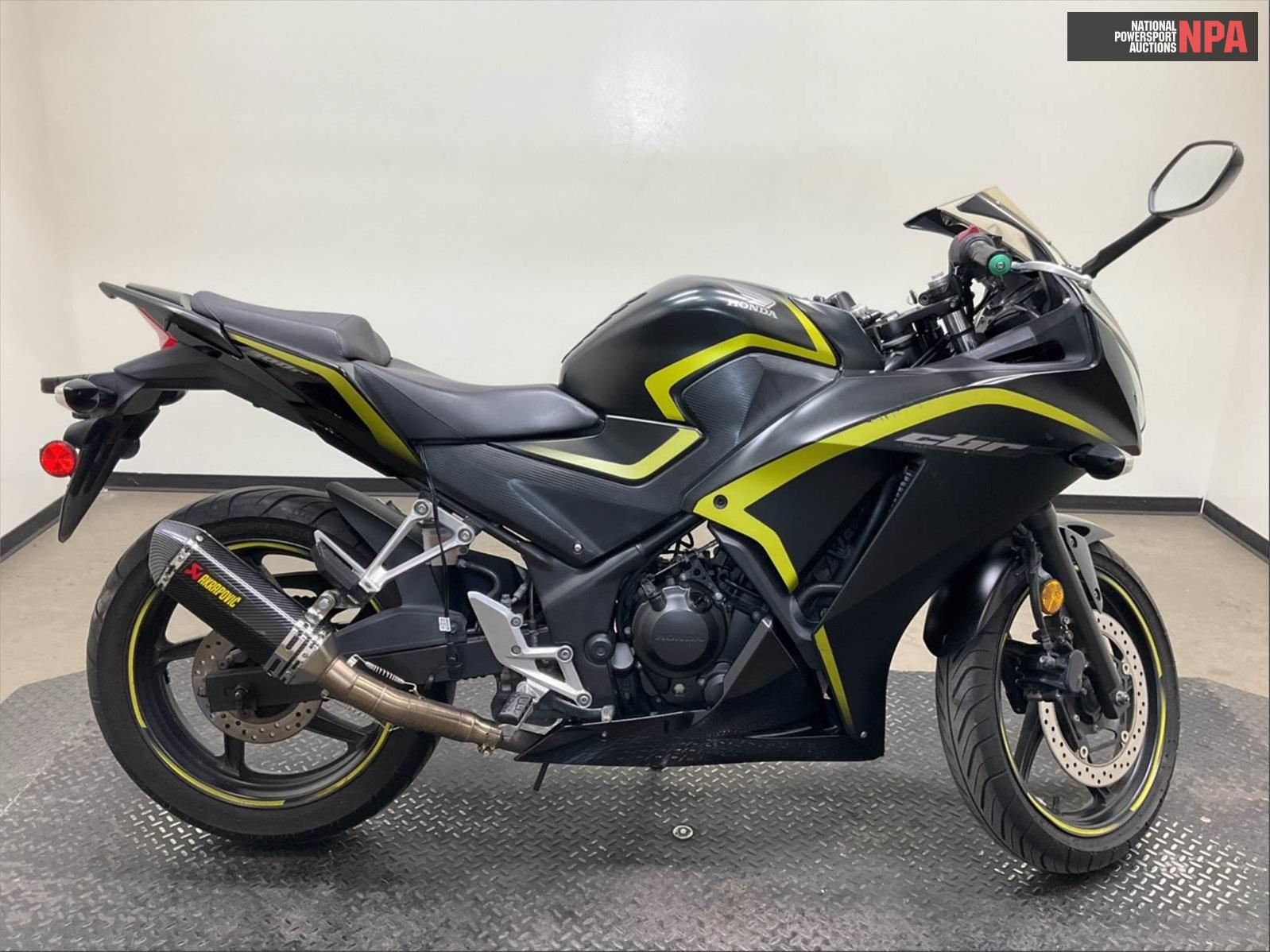 2015 HONDA CBR300RF