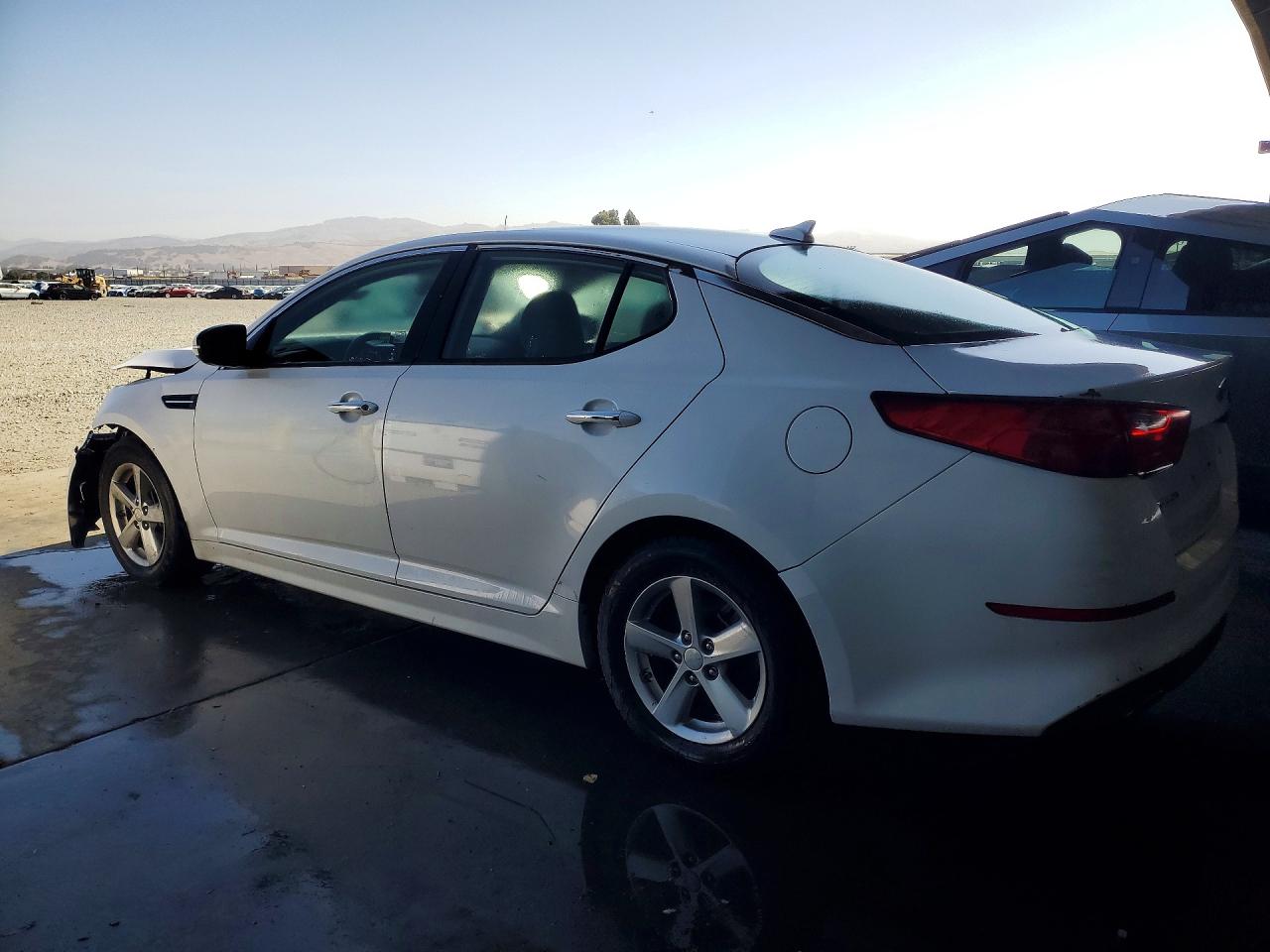 2015 KIA OPTIMA LX — снимка 2