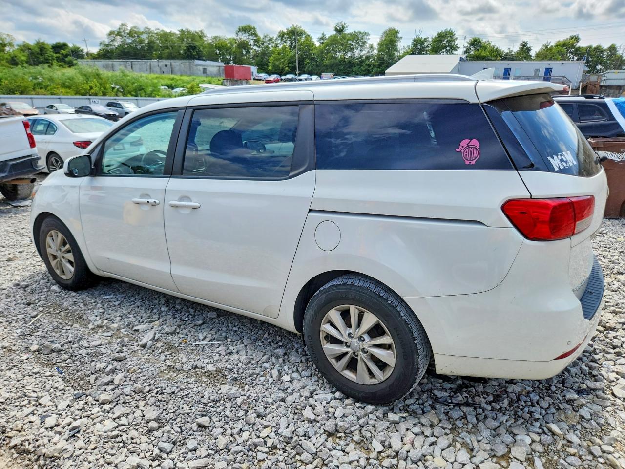 2017 KIA SEDONA LX — снимка 2
