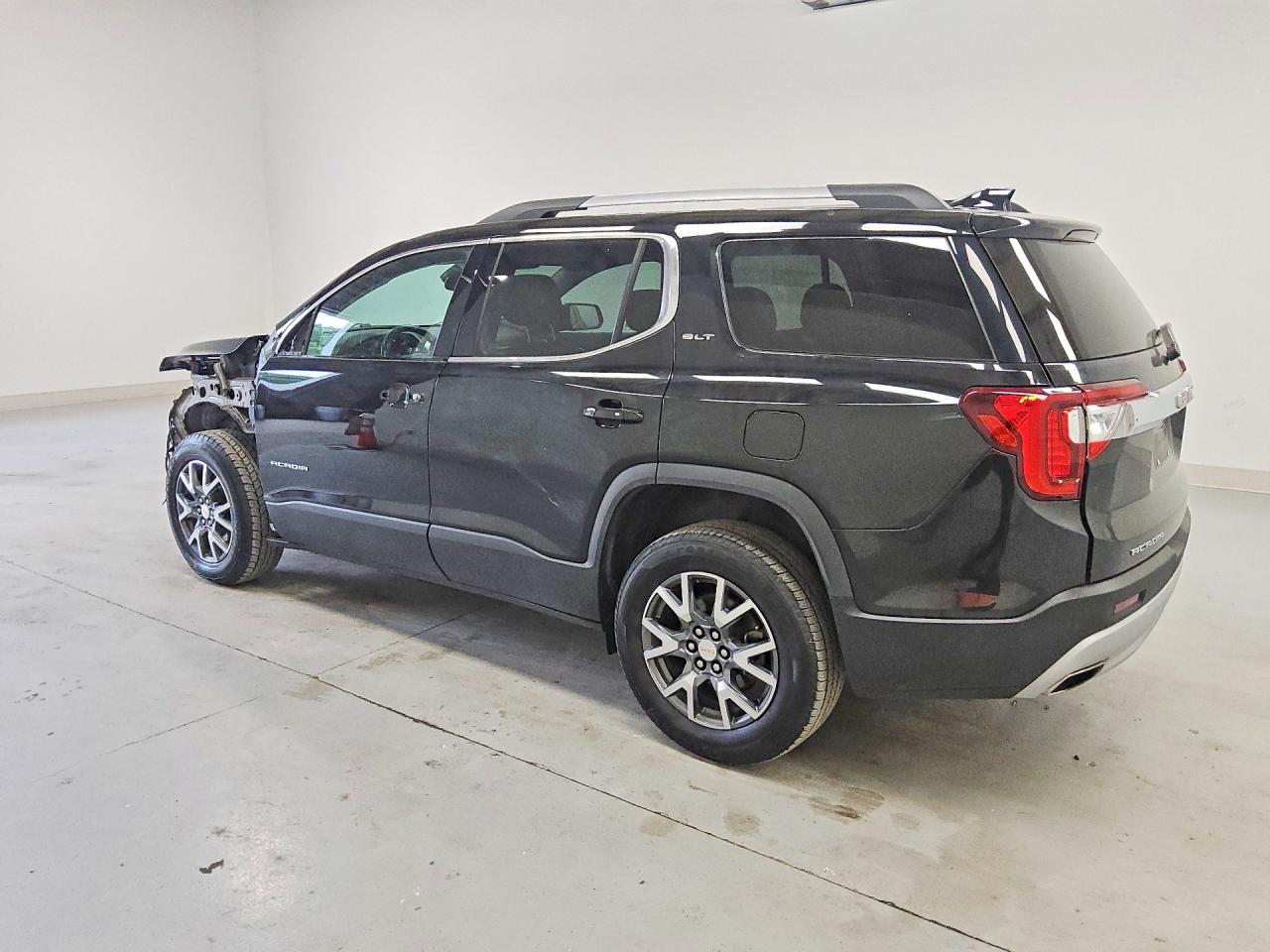 2023 GMC ACADIA SLT — снимка 2